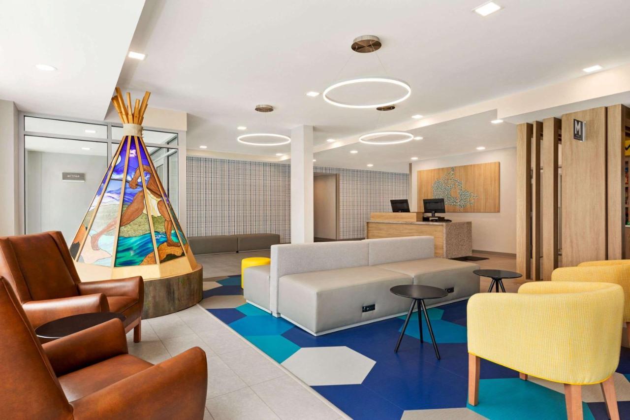 Microtel Inn Suites By Wyndham Lac-Mégantic מראה חיצוני תמונה