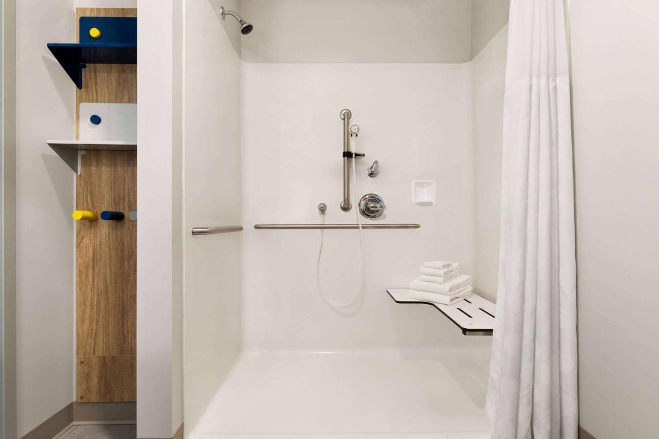 Microtel Inn Suites By Wyndham Lac-Mégantic מראה חיצוני תמונה